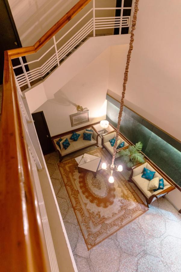 Vip House Hotel เปชาวาร์ ภายนอก รูปภาพ