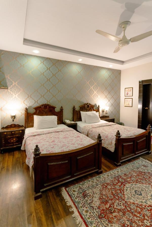 Vip House Hotel เปชาวาร์ ภายนอก รูปภาพ