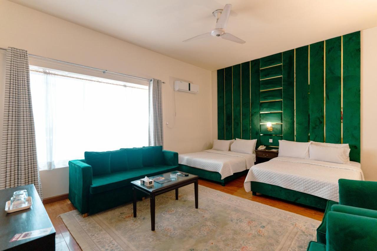 Vip House Hotel เปชาวาร์ ภายนอก รูปภาพ